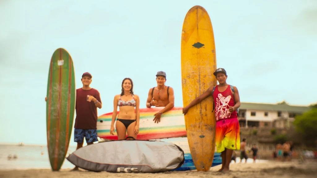 SURFERS-1024x576.jpg